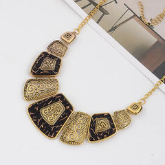 Trendy Geometric Metal Short Necklace 9181
