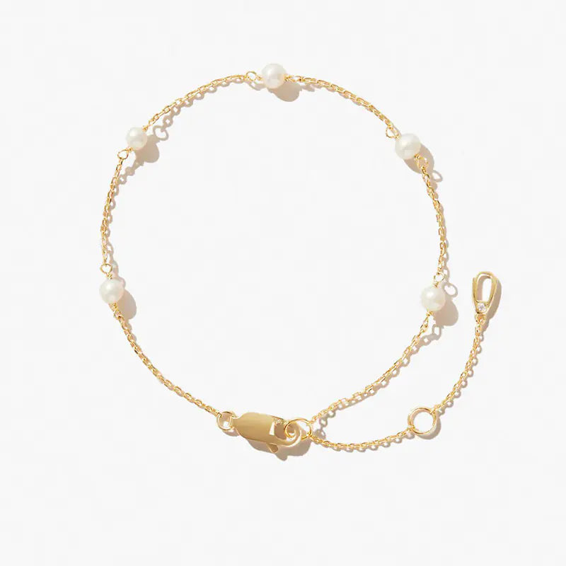 Women's Simple Bracelet with Freshwater Pearls